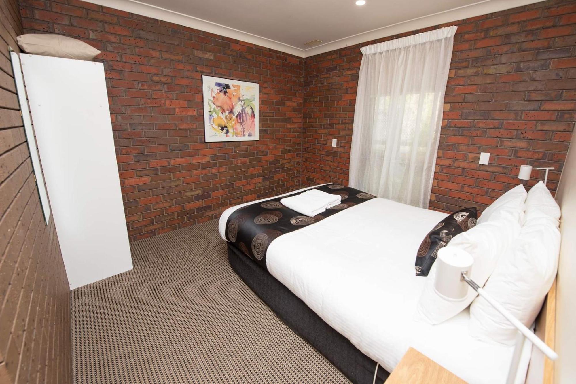 Jacaranda Holiday Units Swan Hill Eksteriør billede