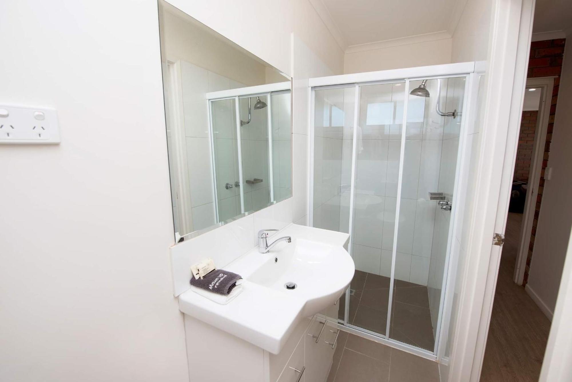 Jacaranda Holiday Units Swan Hill Eksteriør billede