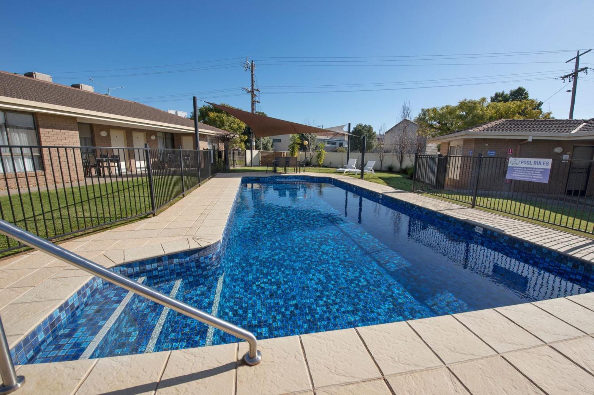 Jacaranda Holiday Units Swan Hill Eksteriør billede