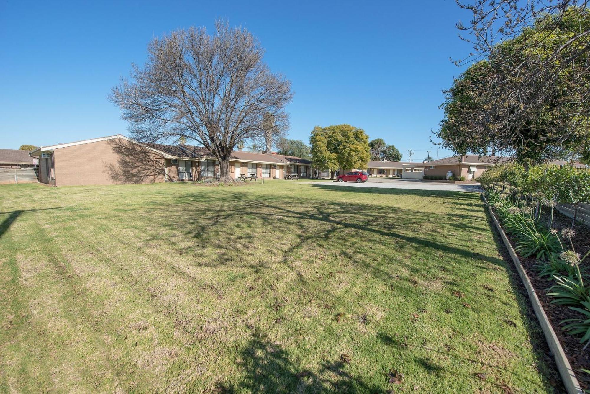 Jacaranda Holiday Units Swan Hill Eksteriør billede