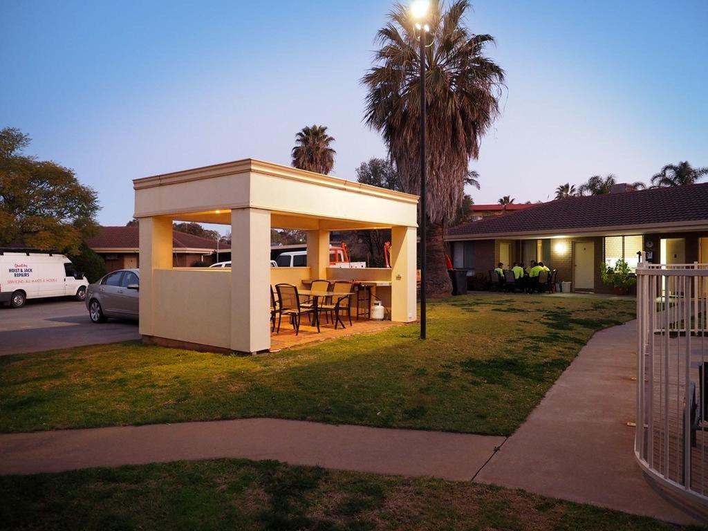 Jacaranda Holiday Units Swan Hill Eksteriør billede